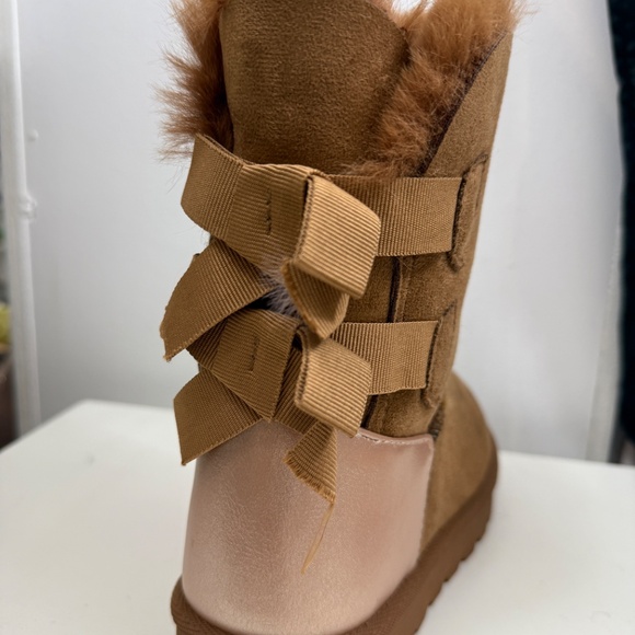 Women BOOTS WITH BOW fur line  2060 Tan - Picture 3 of 5